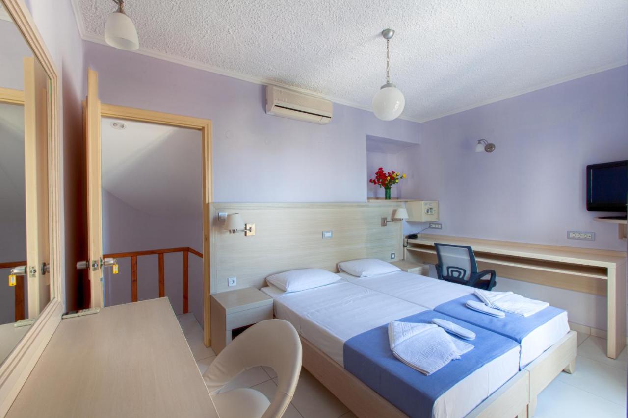 Giorgi'S Blue Apartments Kalathas Pokoj fotografie