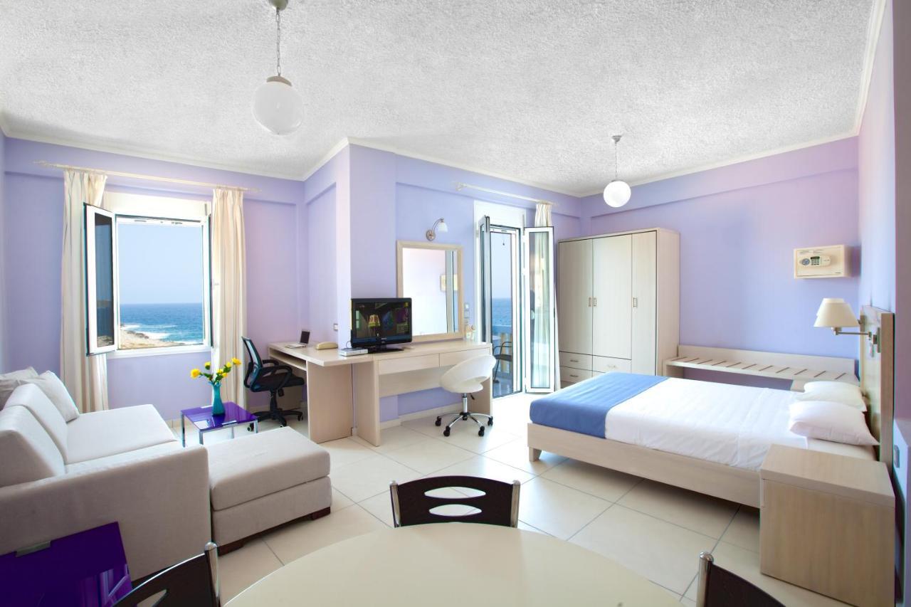 Giorgi'S Blue Apartments Kalathas Pokoj fotografie